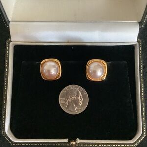 Vintage DP faux pearl clip on earrings.